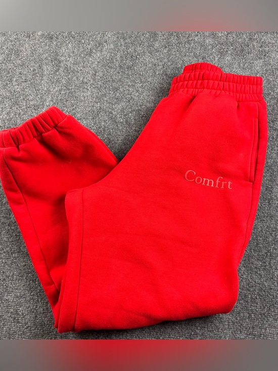 Comfrt Pants - COMFRT Women’s Red Minimalist Sweatpants size: Large